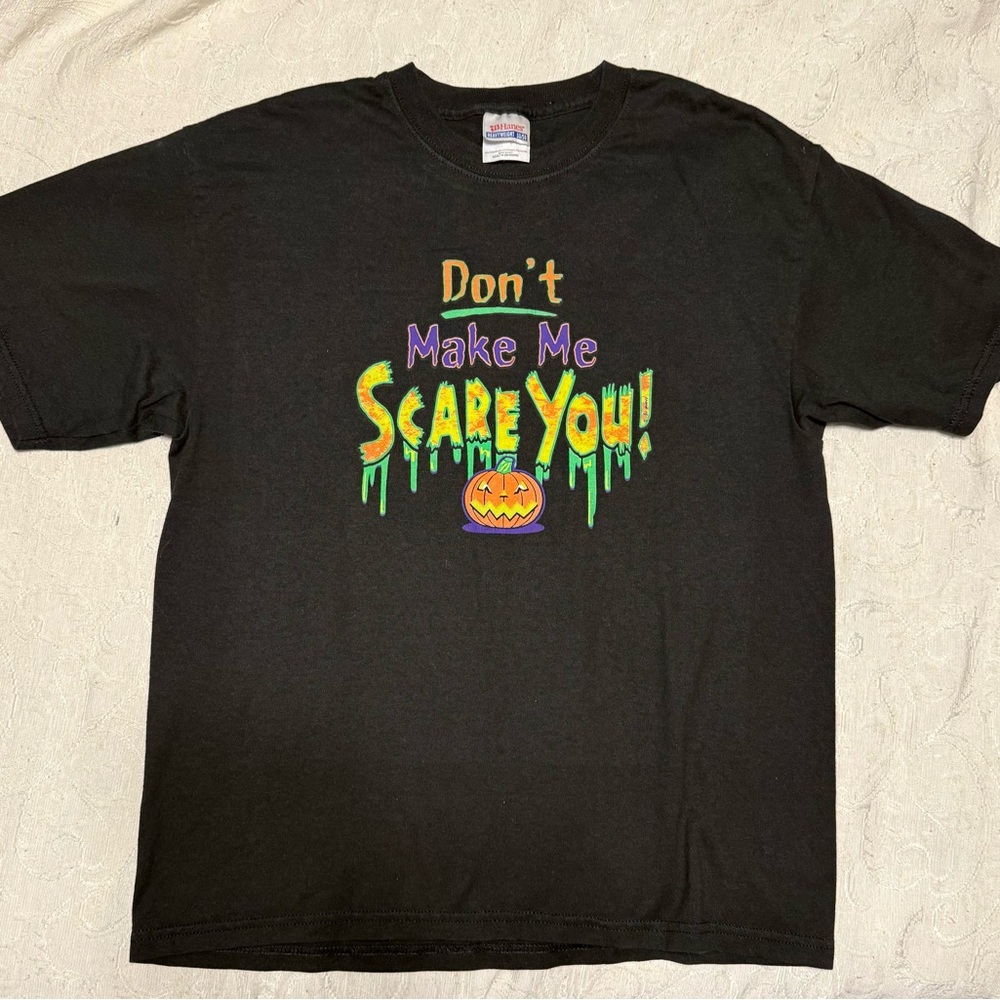 Vintage Black Graphic Tee - Don't Make Me Scare You